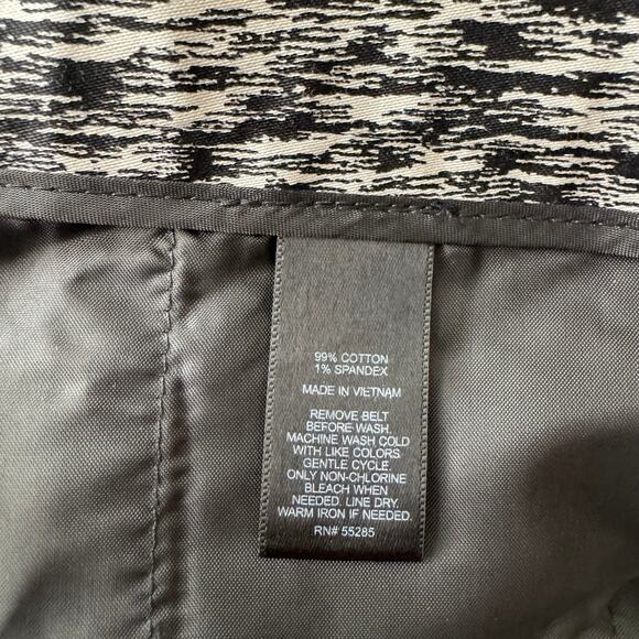 Express Stretch Printed Black and White Chino Shorts Size 12 NWT - Picture 8 of 8